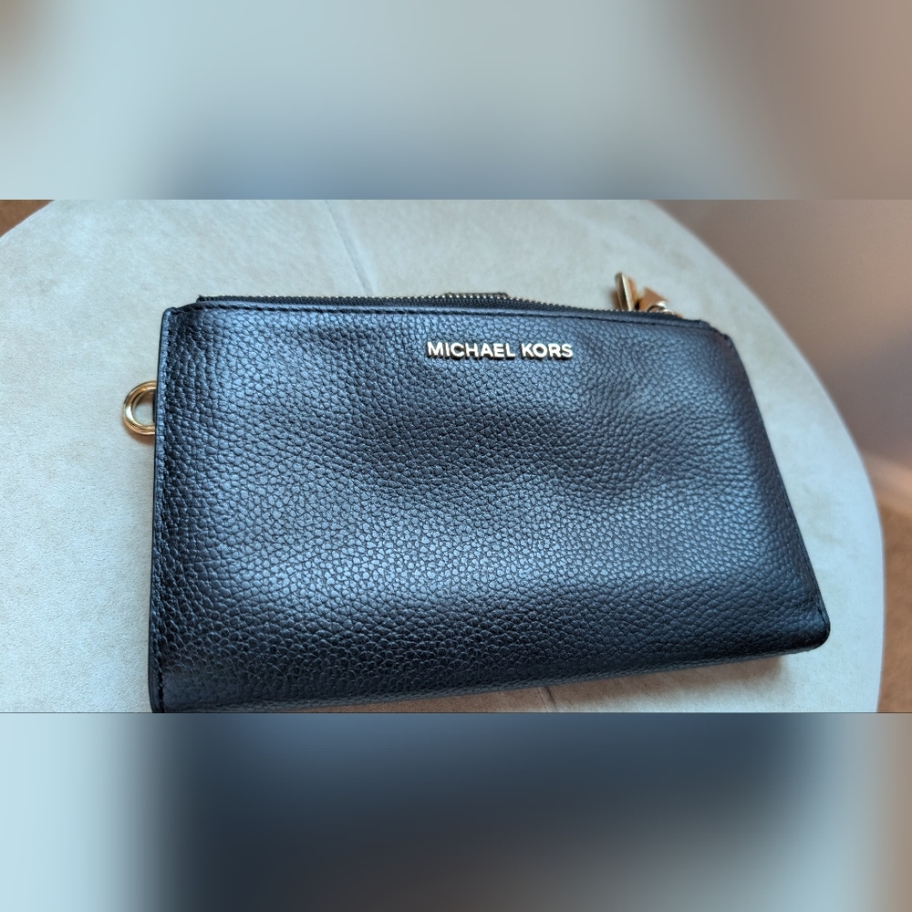 Michael Kors Black Pebbled Leather Wallets 7inch 1/4 x 4inch 1/4